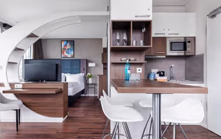 Fore Serviced Apartment