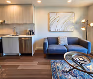 10th Ave SW Apartment