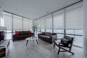 High Floor 2BR on 832 Bay St