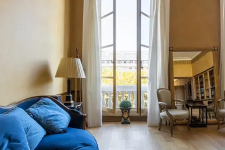 ENCHANTING BLEND OF HISTORY & JAW DROPPING LUXURY-FACING THE GARDEN OF PALAIS ROYAL