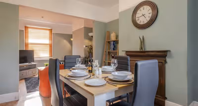 Hampton Street by Mia Partners