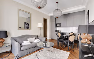 4P - Place Victor Hugo service apartment