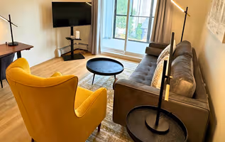 Sherwood Drive, Apartment