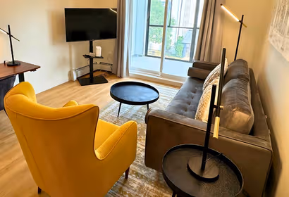 Sherwood Drive, Apartment