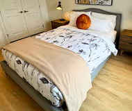 Sherwood Drive, Apartment