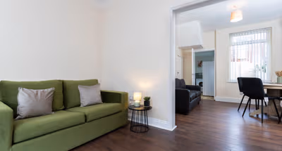 2 Bed house sleeps 5 in Redcar free parking