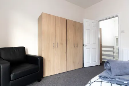 2 Bed house sleeps 5 in Redcar free parking