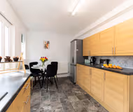 Cosy house, sleeps 8, near Darlington Train Station