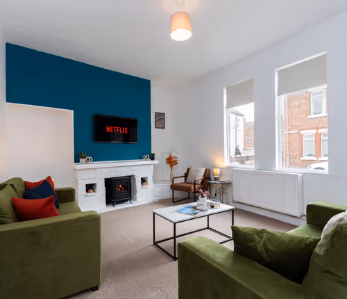 Cosy house, sleeps 8, near Darlington Train Station
