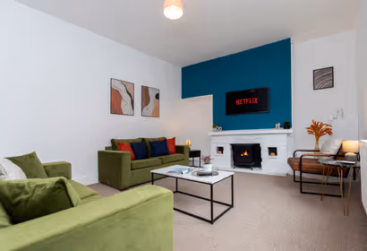 Cosy house, sleeps 8, near Darlington Train Station