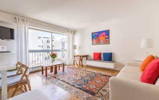 Rue St Charles Serviced Apartment