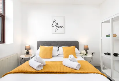 Large 1 bed flat Bristol