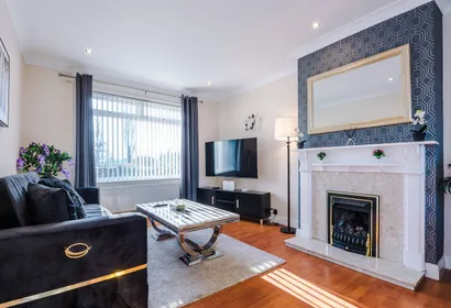 Avebury road, M23