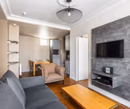 Villa de Longchamp Serviced Apartments