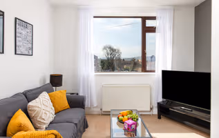 Spacious 2 bedroom apartment