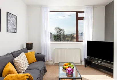 Spacious 2 bedroom apartment