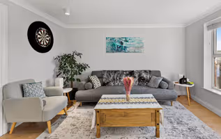 Heddie Rise by MIa Partners
