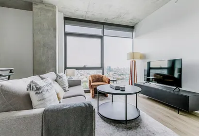 N Elizabeth St Apartment