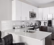 W Adams St Apartment