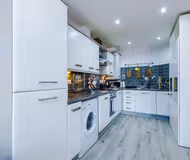 Free Park | 5bed Townhouse In Salford | Sleeps 11