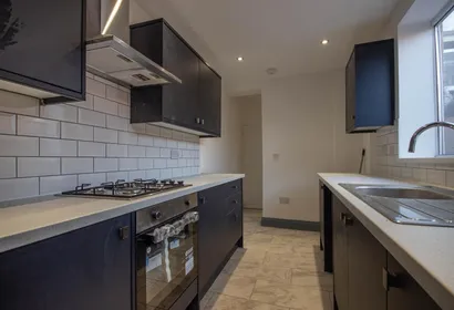 Spacious 4-Bed House with 2 bathrooms – Sleeps up to 8