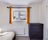 42 Avenue Road (Buckingham)