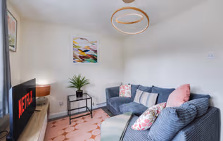 42 Avenue Road (Buckingham)