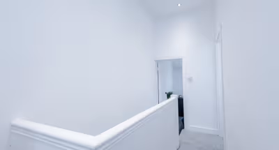 Game Room | Free Parking | 4Bed Home In Salford
