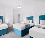 Luxury Three Bedroom House - Parking - Garden