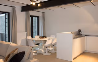 Violett Serviced Apartment