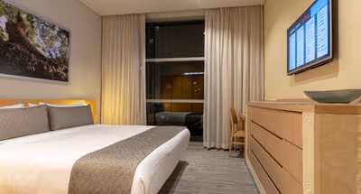 Juan Salvador Agraz 60