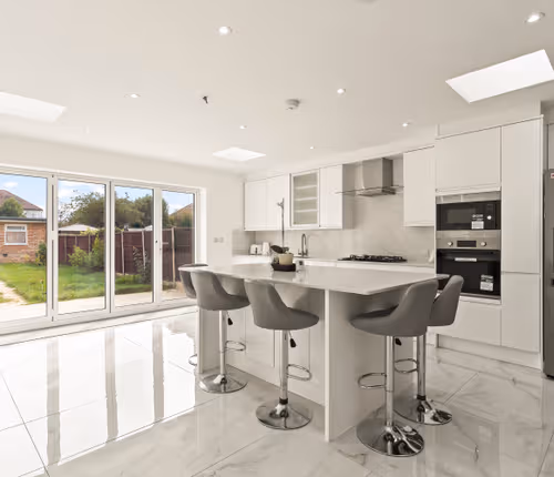 44 Avondale Road (Stanwell, Ashford)