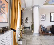 The Renaissance Retreat: Vatican Penthouse with Rooftop Terrace