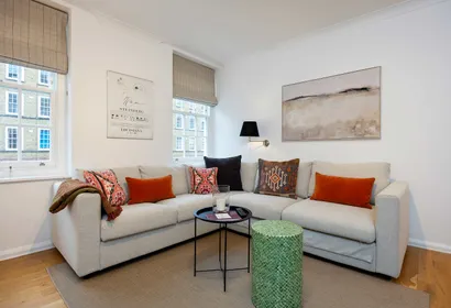 Battersea Square Retreat