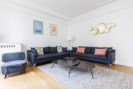 Gare du Serviced Apartment