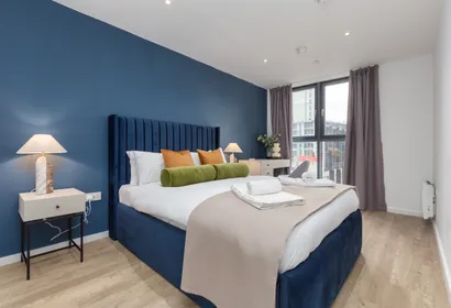 Cable Street Apartment