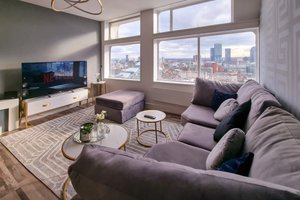Relax in Style 2BR Penthouse with Stunning Views!