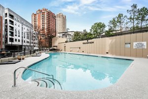 Lakeside Drive Apartment
