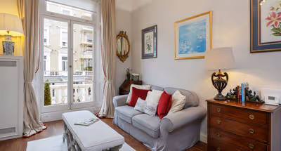 South Kensington Charm