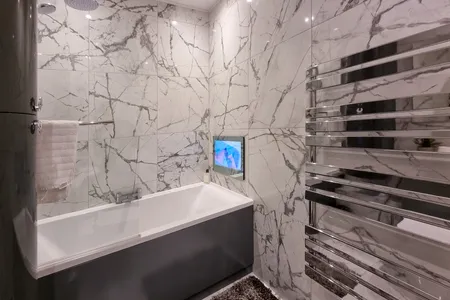 Relax in Style 2BR Penthouse with Stunning Views!