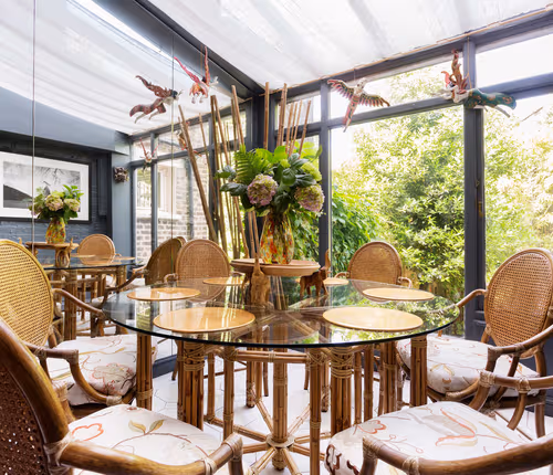 Steps to Sloane Square