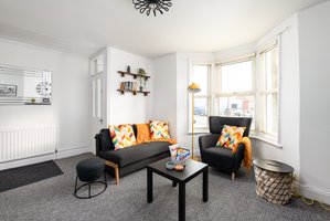 Extended Stays-Parking-Sleeps 5
