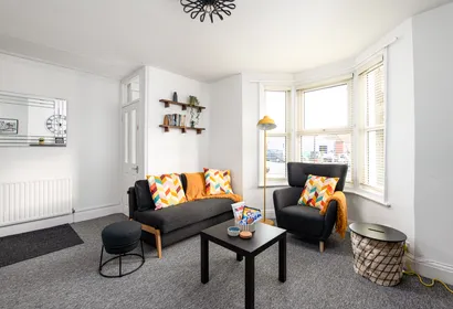Extended Stays-Parking-Sleeps 5