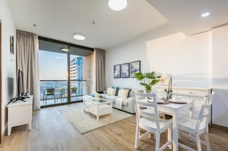 East 40 One Bedroom Apartment
