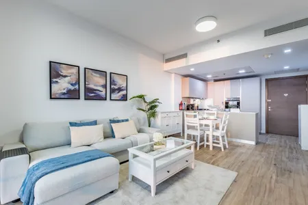 East 40 One Bedroom Apartment