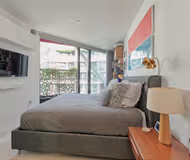 River-View Spectacular