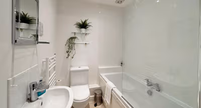 Shrewsbury Apartment in Prime Location