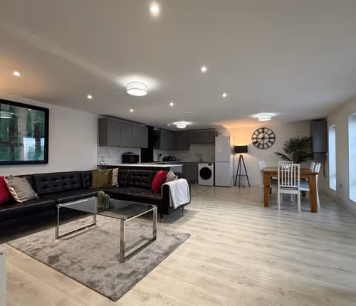 Shrewsbury House, 3 En-Suites