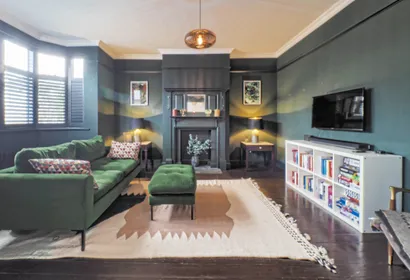 3 Bed House with Garden & Parking