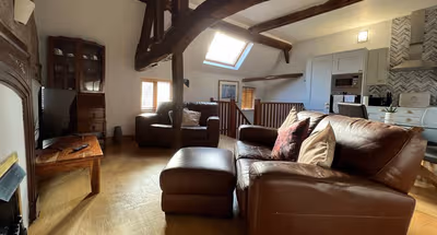 King Charles Barn Nr Blists Hill